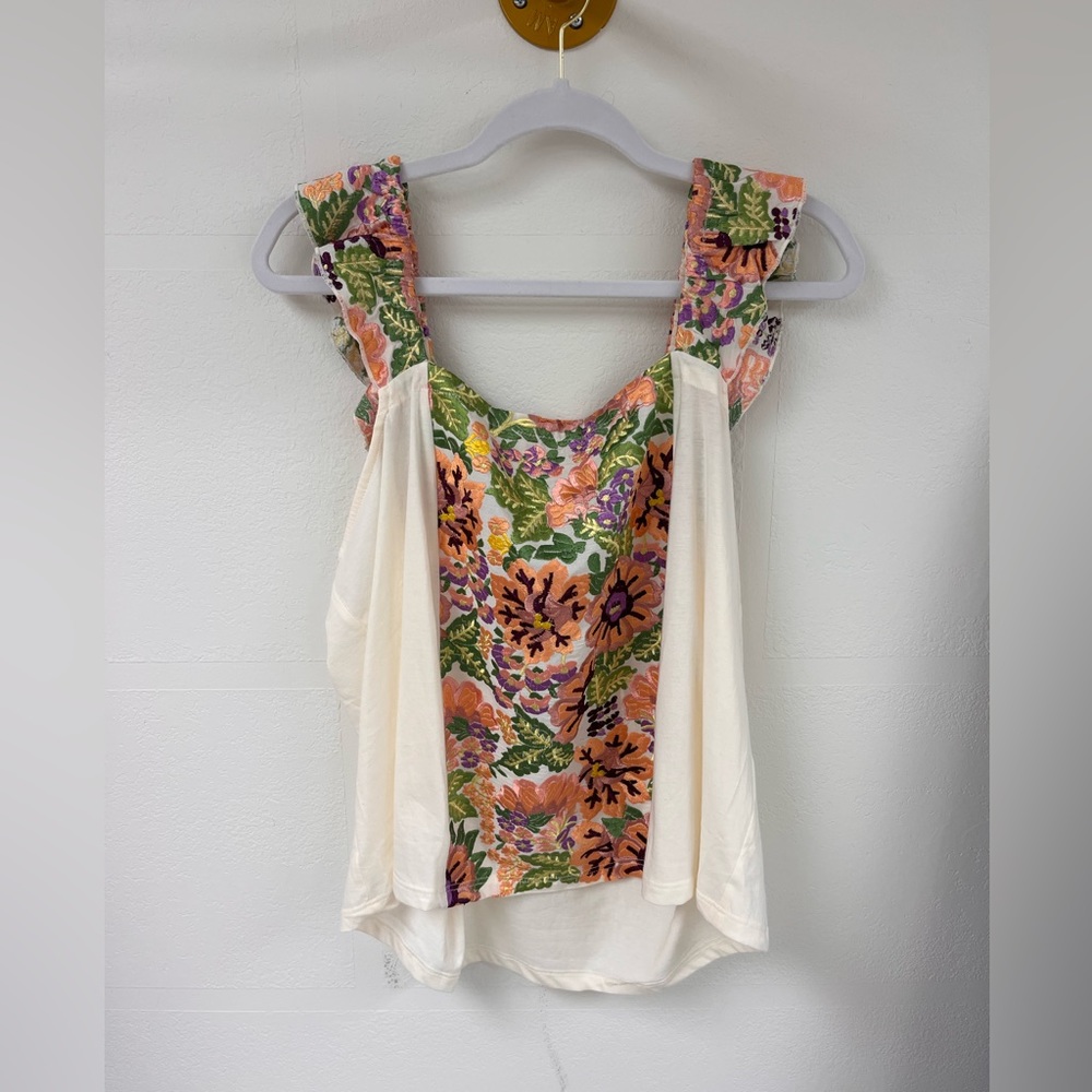 Multi color tank